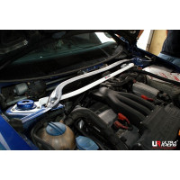 Передняя распорка стоек Audi A3-8P 2.0 FSI 2WD (2008)