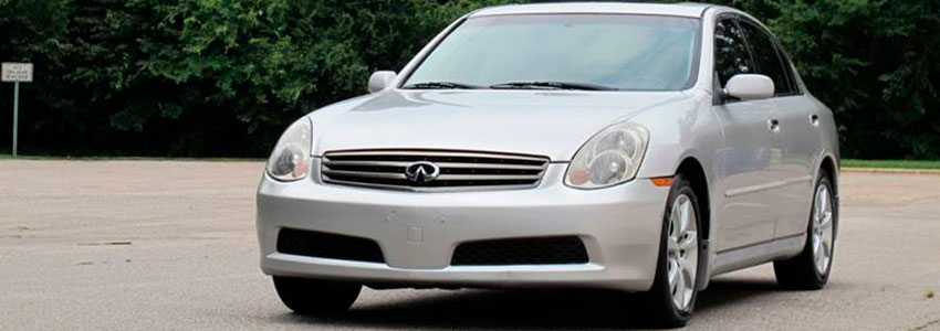 Infiniti G35 V35 (2002-2007) распорки Ultra Racing